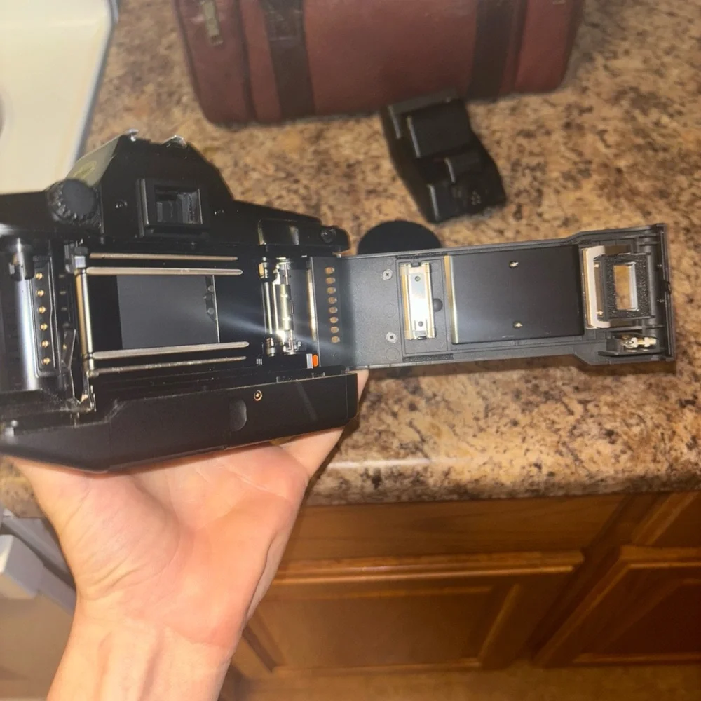 Canon EOS 650 Black Camera